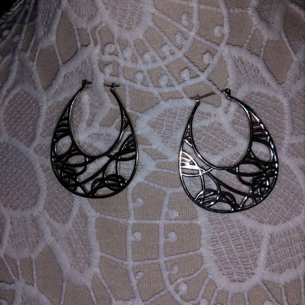Silver Patterned Hoop Earrings - Picture 2 of 2